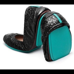 COPY - Tieks Obsidian Black size 10